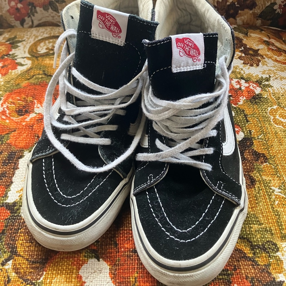 Vans Sk8-Hi Classic Black High-Top Sneakers